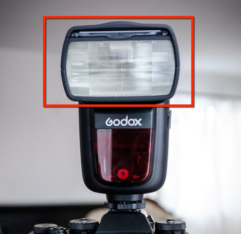 bounce flash light source small