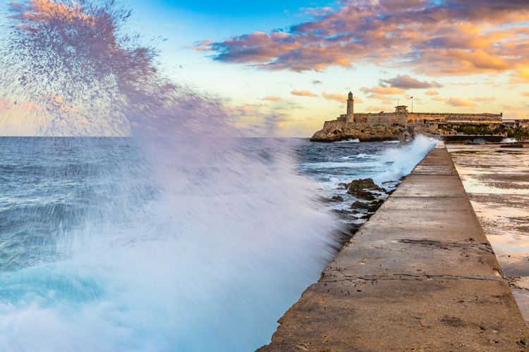 Fireside chat travel photography Kav Dadfar Havana