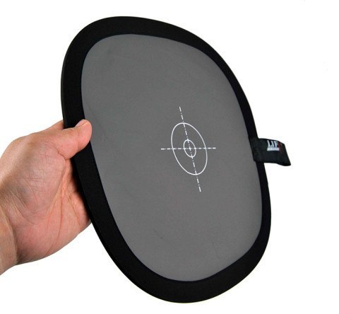 gray card device for adjusting white balance