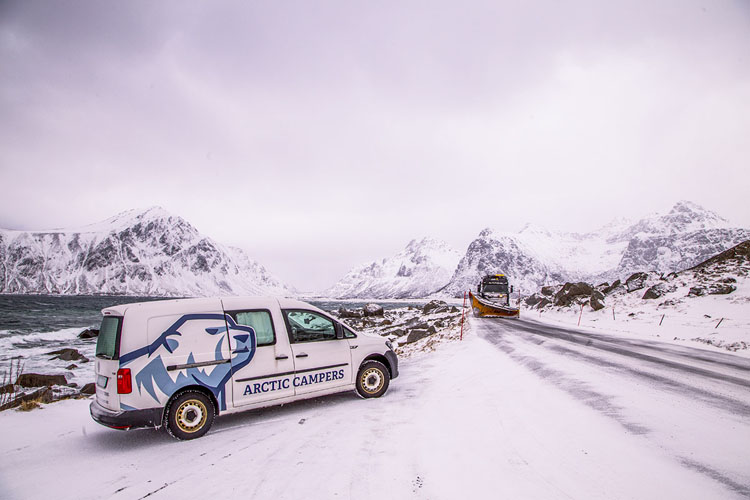 IMAGE OF CAMPERVAN IN NORWAY 750