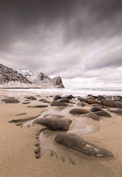 IMAGE OF UNSTAD BAY NEXT DAY 750