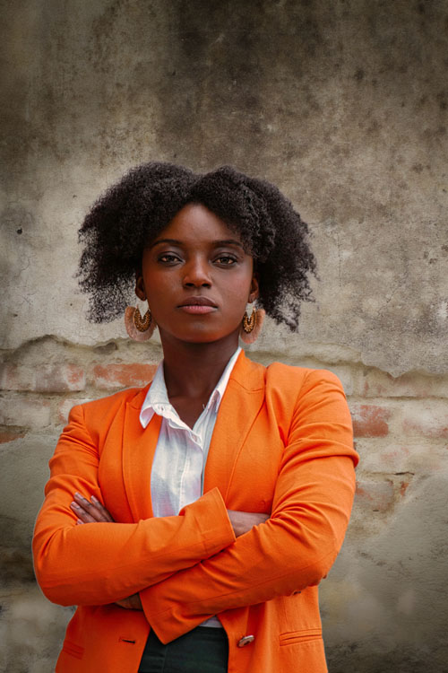 Luminar Neo Portrait Background removal works very well to easily remove and change the background. Clearly a pro of the software