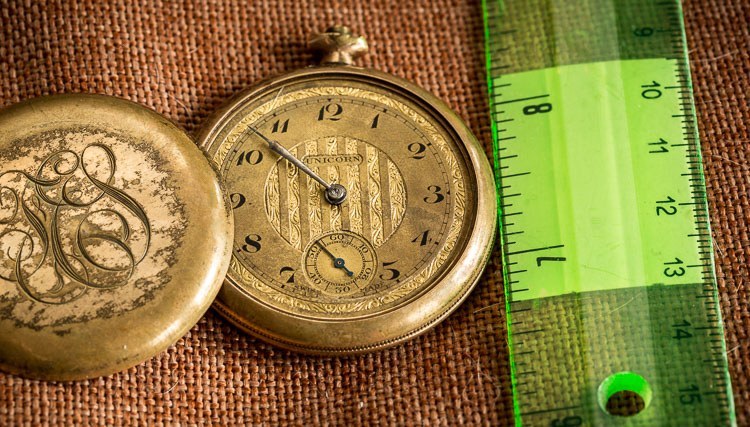 Macro-lens-750px-03.jpg Macro lens 750px 03