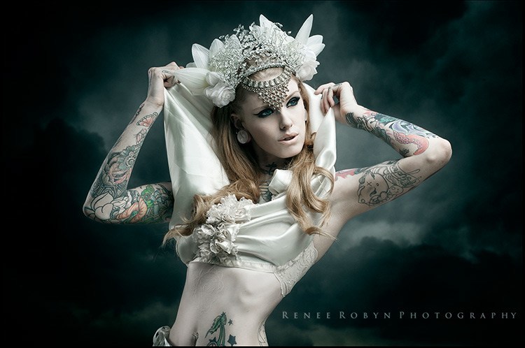 Maegan in veil renee robyn