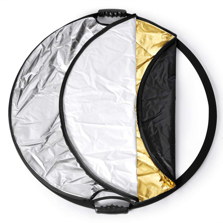 5 in 1 reflector showing the different colors