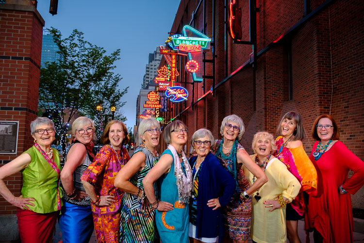 themed photoshoot 30b