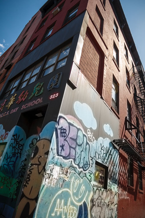 Building with converging lines