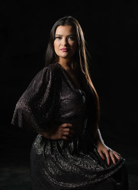 Black and white hollywood glamour portaits 05 jpg