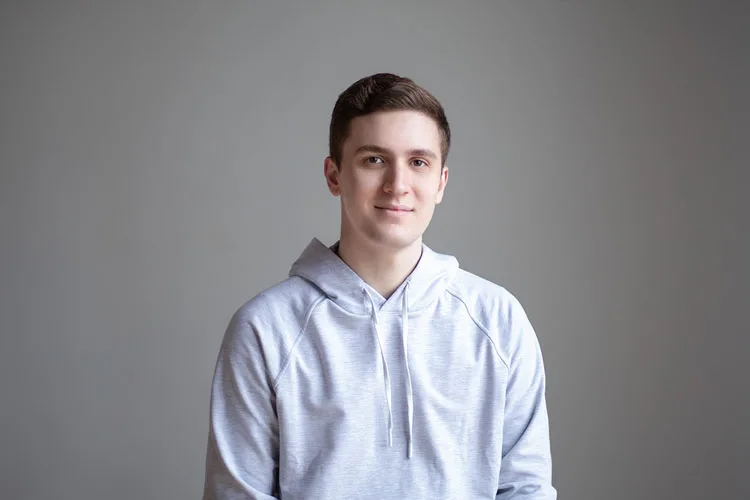 Headshot Blog Indoor Natural Lighting 750px jpg