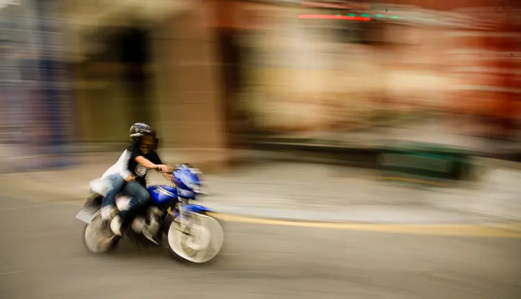 Panning motion blur example